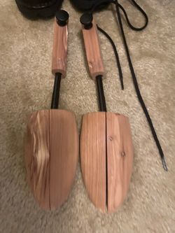 Shoe trees (free with any shoe purchase)