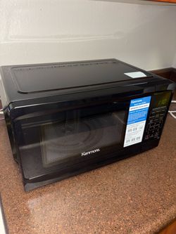 Black Countertop Microwave
