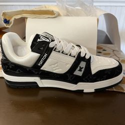 Louis Vuitton Trainers Size 10