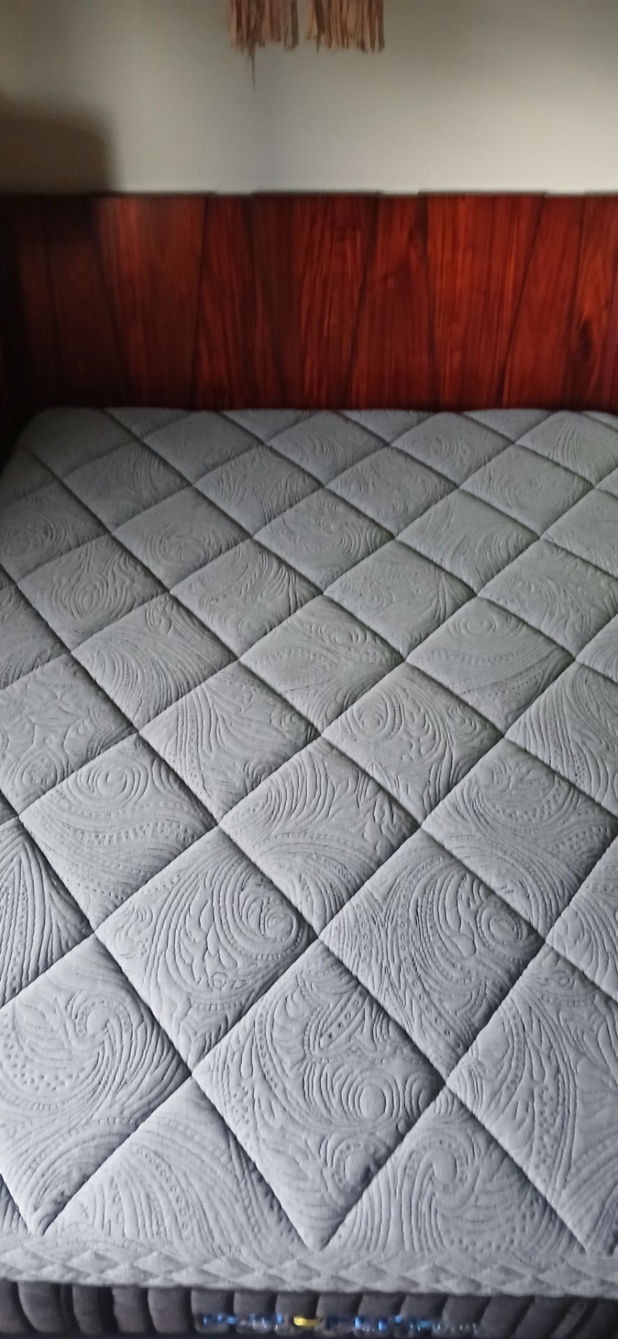 Queen Size Mattress for pick-up