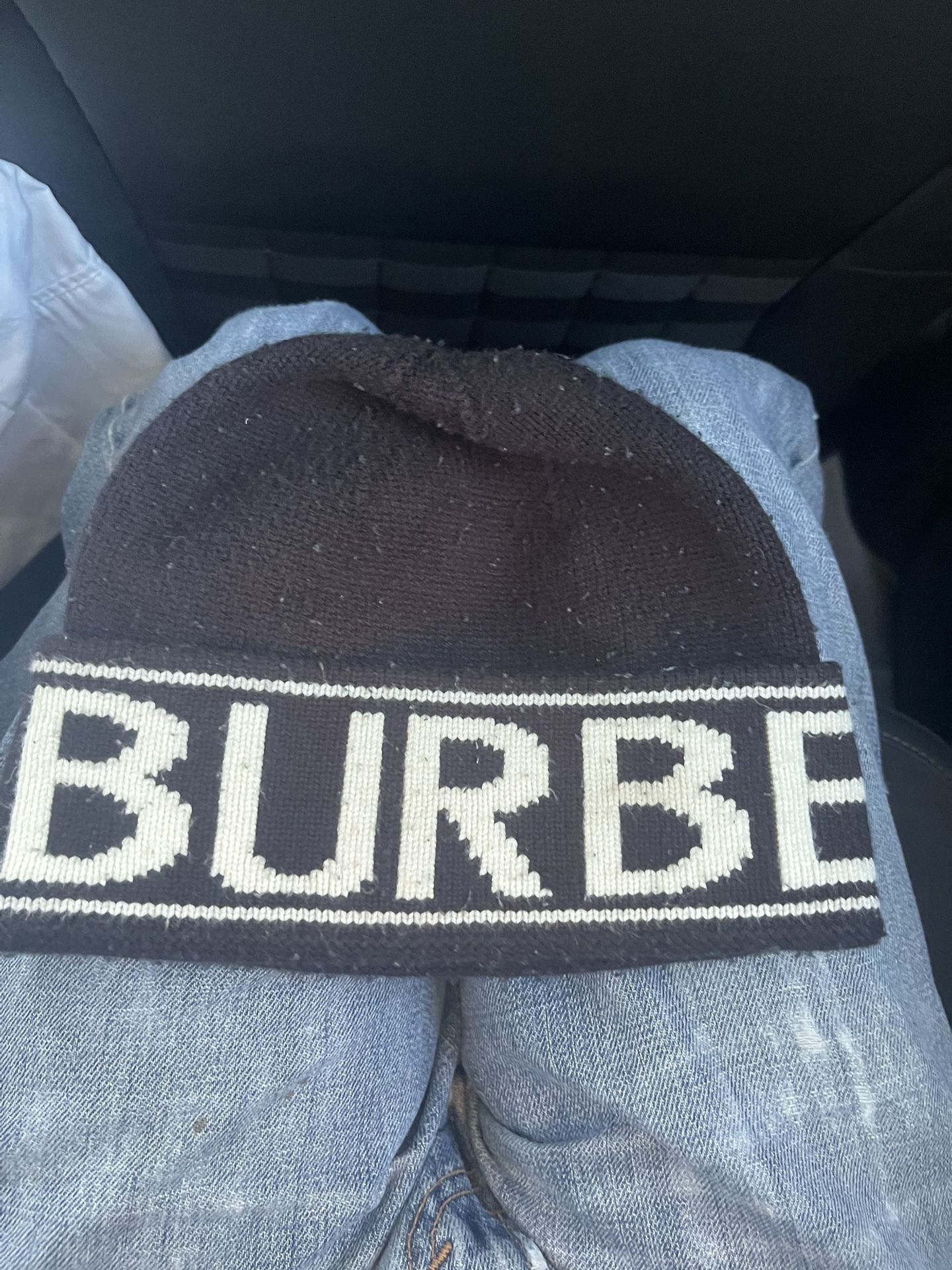 Burberry Beanie 