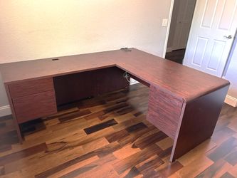 Large Office Desk with Side Return