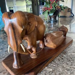 Wooden Elephant Statue Carving 