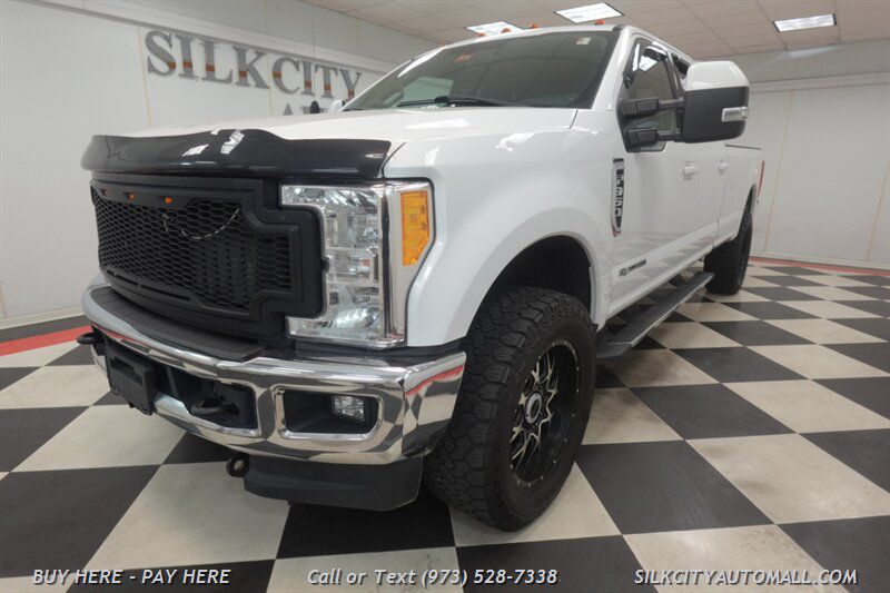 2017 Ford F-350 Super Duty LARIAT 4x4 Crew Cab 8FT Long Bed