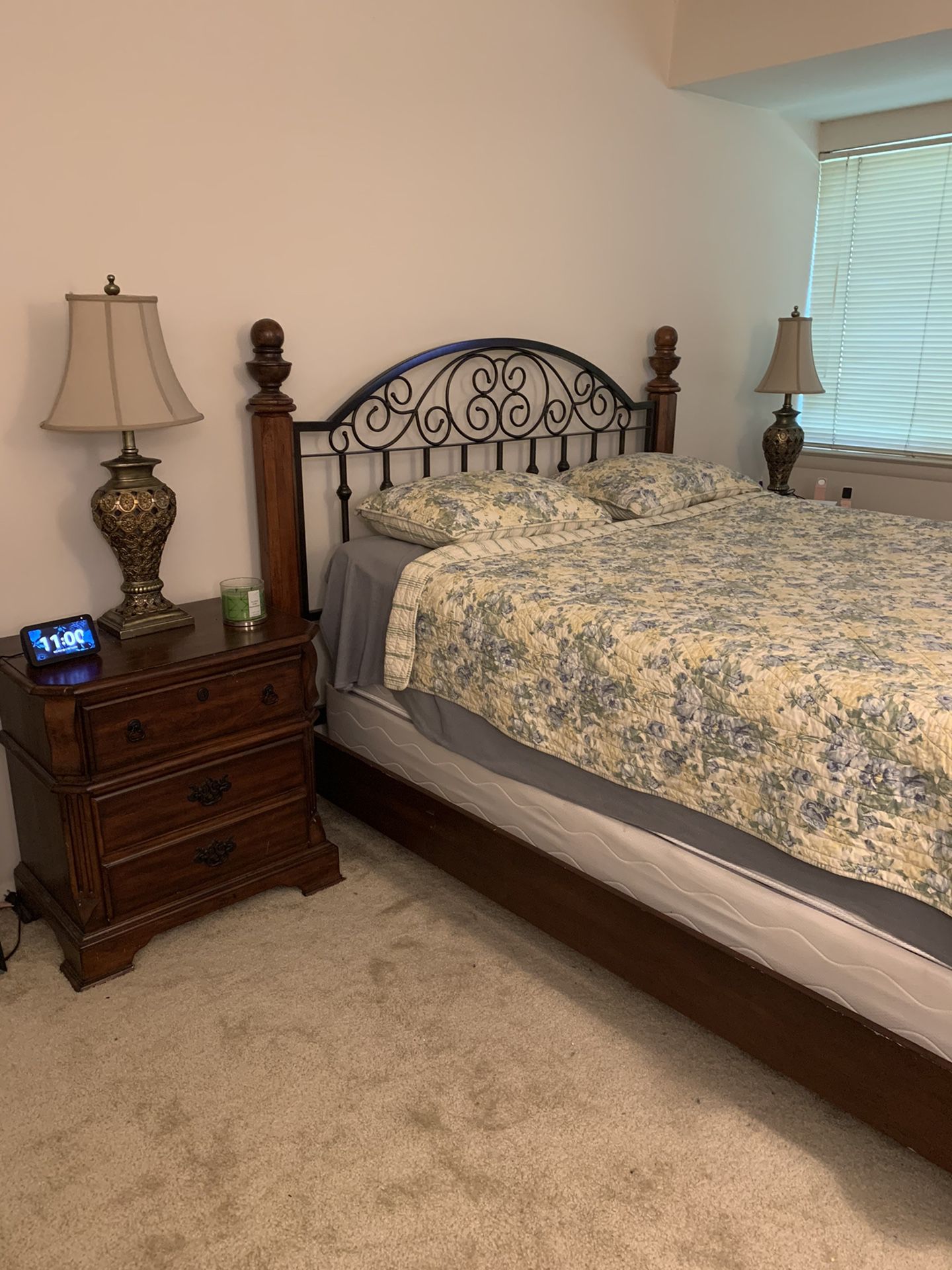 Queen sized bed with mattress, frame and boxspring