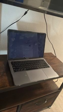 Apple MacBook Air Laptop