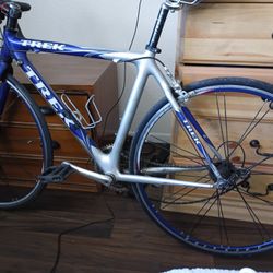 Carbonfiber  Treck Racer