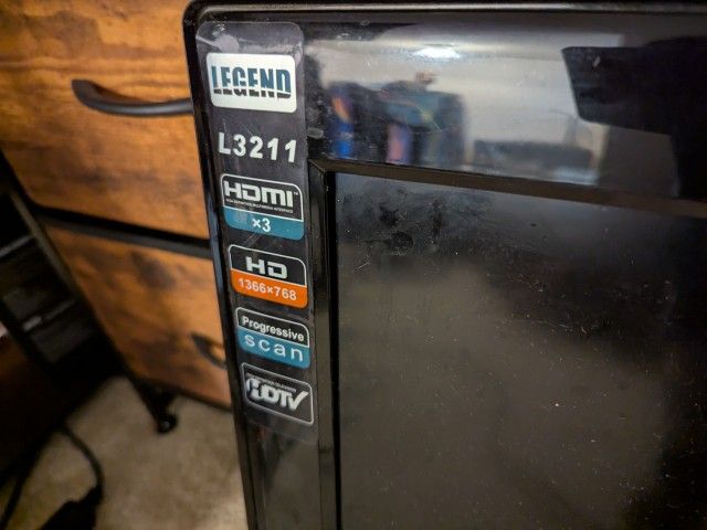 32” Flat-Screen TV