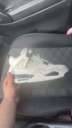 Jordan 4 size 10