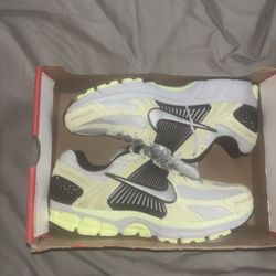 Nike Zoom Vomero 5