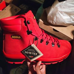 Brand New Mens Asolo Gortex Boots Size 11 