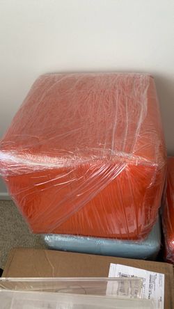 Leather cubes / seats