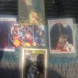 5  MICHAEL  JORDAN  cards 80s  