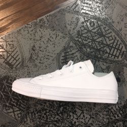 Converse leather low top  Last Pair Size 11 Men’s 