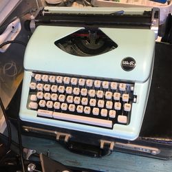 Typewriter (mint)