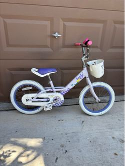 Trek Mystic. 16” Wheels. Steel. Light-up TRAINING WHEELS if needed.