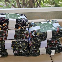 Reversible Luxe Plush Throw...50in×70in