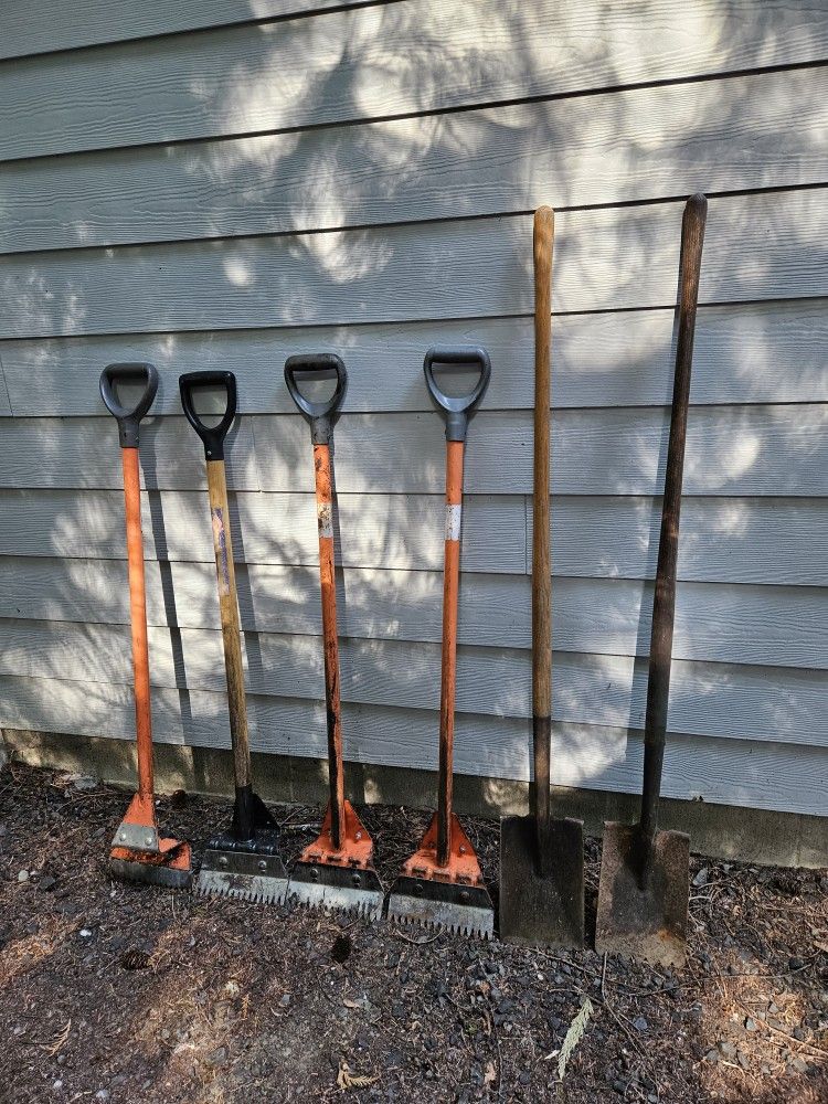 Six Reroofing Showels