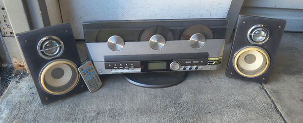 Emerson MS3110 3-Disc Multi CD Player AM/FM Radio - WORKS!