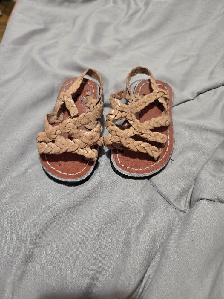 Little Girls Sandles And Head Bands