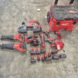 Milwaukee tools , batteries and packout