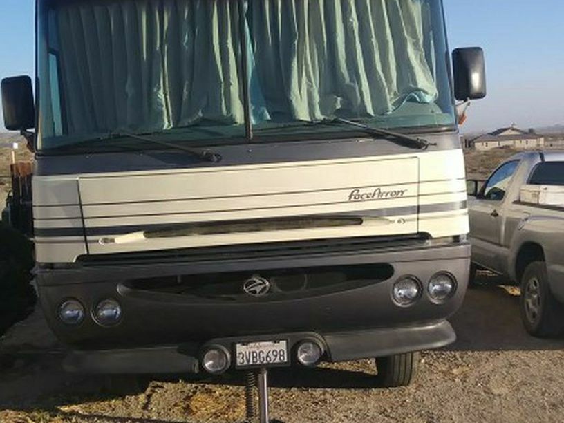 Photo Hi. I Have A 33 Self Contained Class A Motor Home. Onan Generator Very Low Miles. Clean Condition. Has The Ford 460 Motor. New Tires. Ready For The