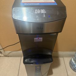 Water dispenser