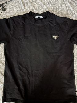 Prada T-Shirt Size M New (Fits S)