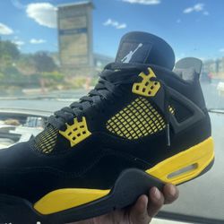 jordan thunder 4
