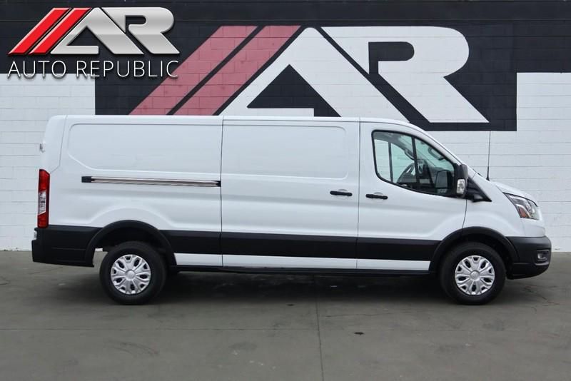 2022 Ford E-Transit-350 Cargo Van