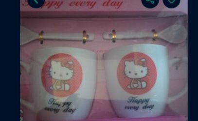 Tea Set!! HELLO KITTY..really cute!