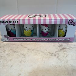 Hello Kitty 1.5 Ounce Glass Set 