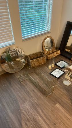 Moving sale - Different Furniture And Decor
