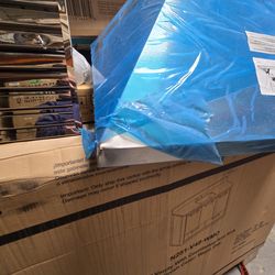 Avallon 205 - 600 CFM 30 Inch Wide Wall Mounted Range Hood