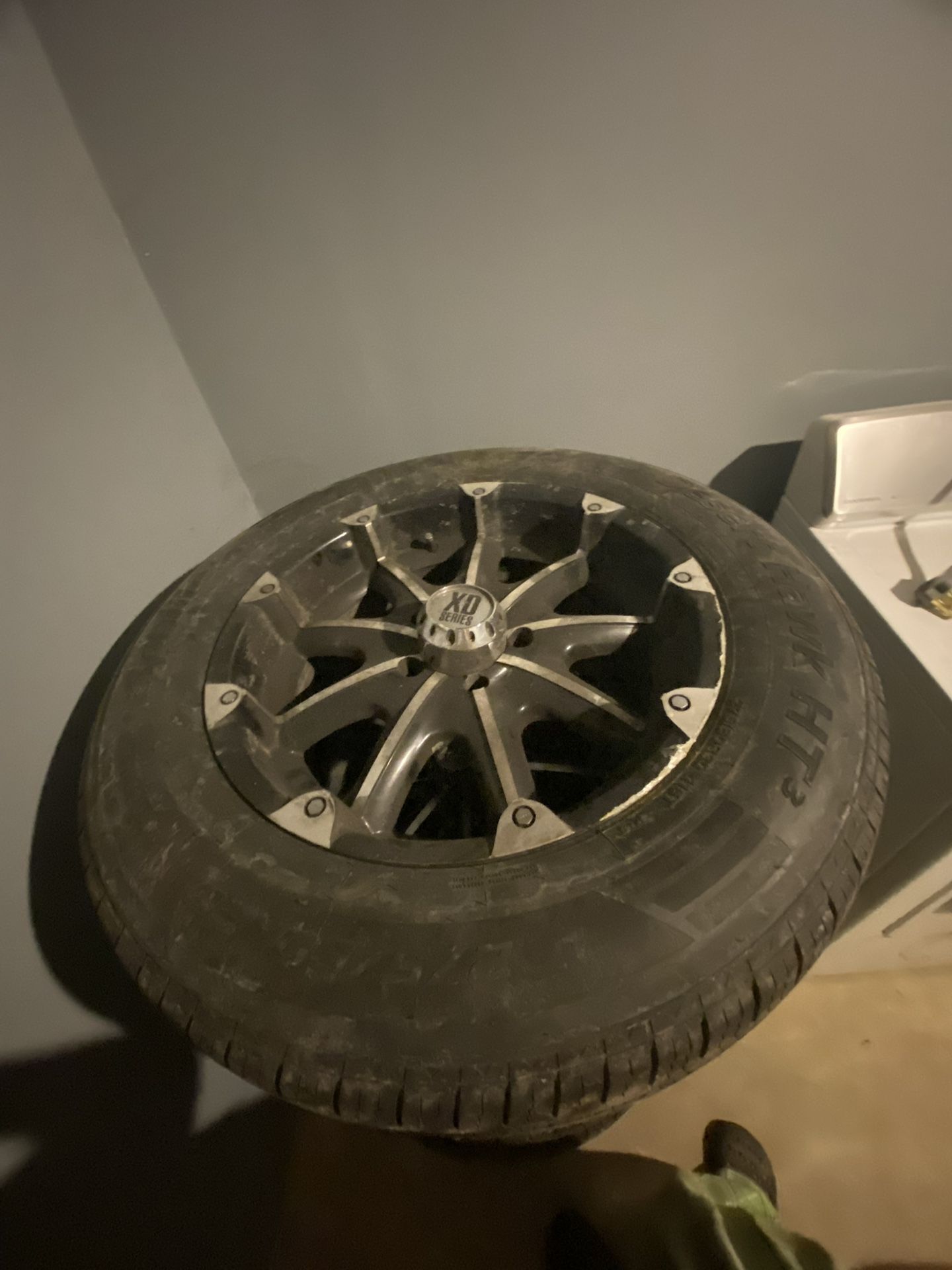 Brand New Desert Hawk 295 R60 20