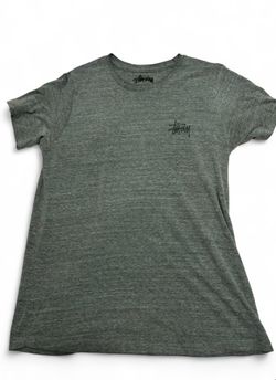Gray Stüssy t-shirt