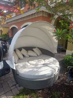 Balearus day bed
