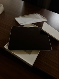 Apple M4 iPad Pro OLED 256GB