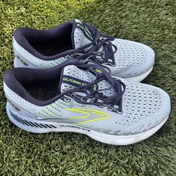 BROOKS Shoes Size 10.5