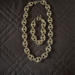 Gold Plated Marine Puff Set $100