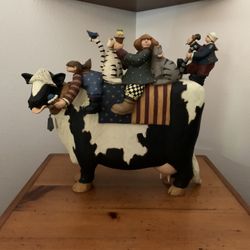 Williraye Cow Figurine
