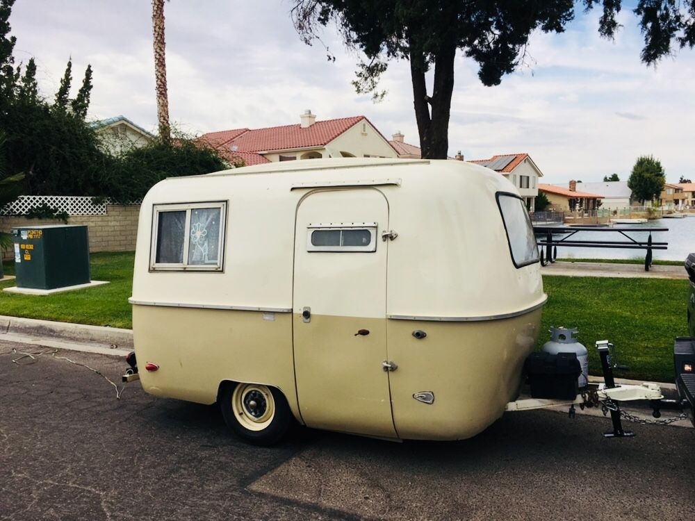 1974 Perris-Pacer Camper Trailer