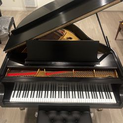 Superb Pristine Condition Baldwin Baby Grand Piano Will Deliver And Tuning
