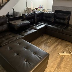 COUCH $500