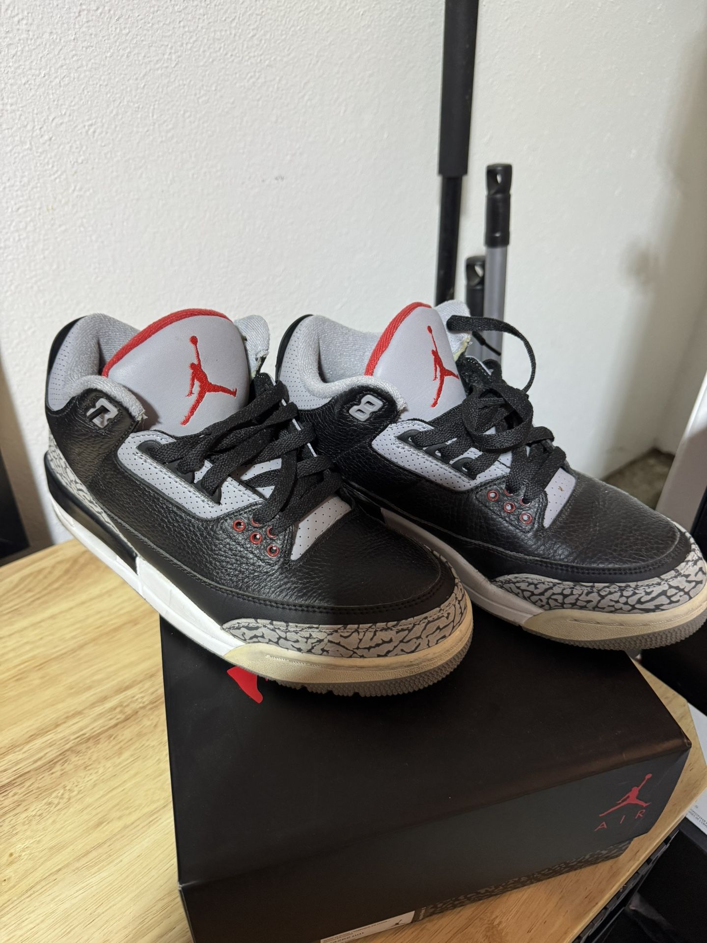 Air Jordan Black Cement 3 8.5