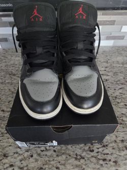 Air Jordan 1 Mid (GS)