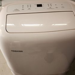 REDUCED PRICE: Toshiba Portable Air Conditioner - Great Condition!