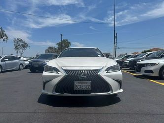 2019 Lexus ES