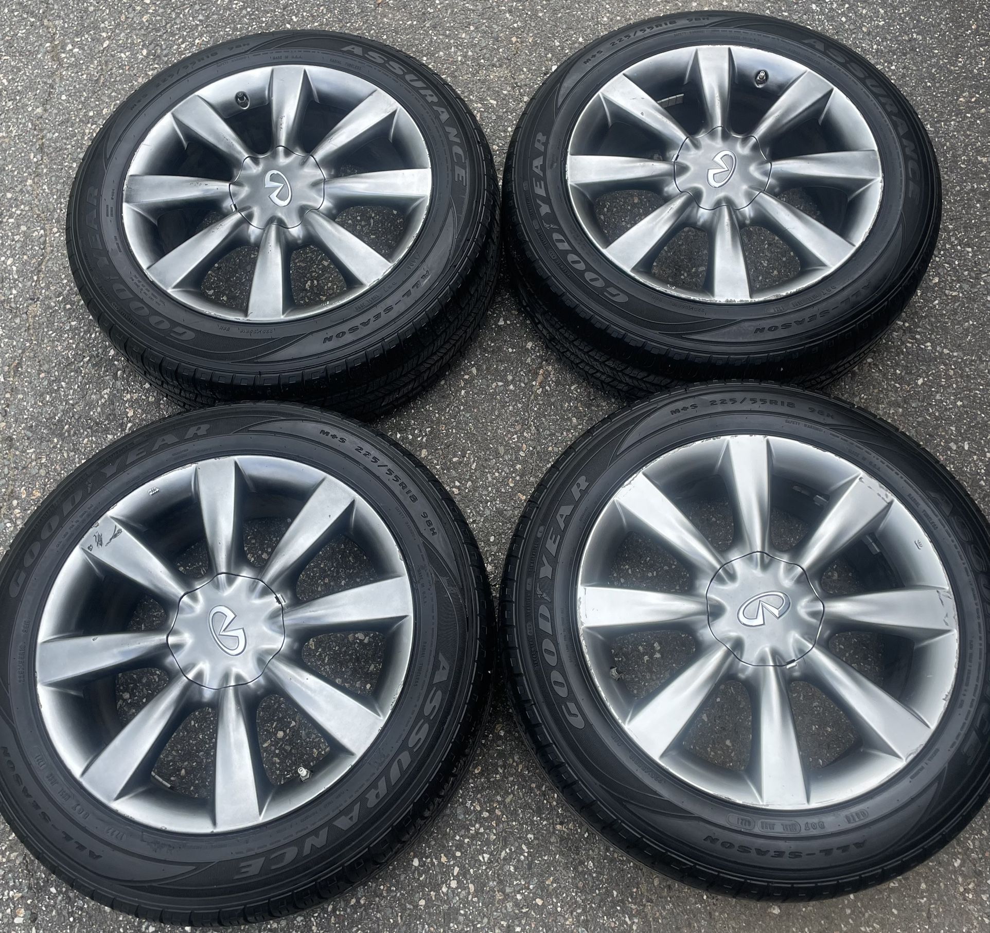 18x8 Infiniti Wheels (5x114.3) 225/55/18