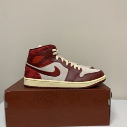 Jordan 1 Mid SE - Tiki Leaf Team Red Women's Size 12